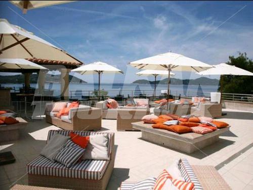 holiday in Radisson Blu Resort & Spa Dubrovnik Sun Gardens