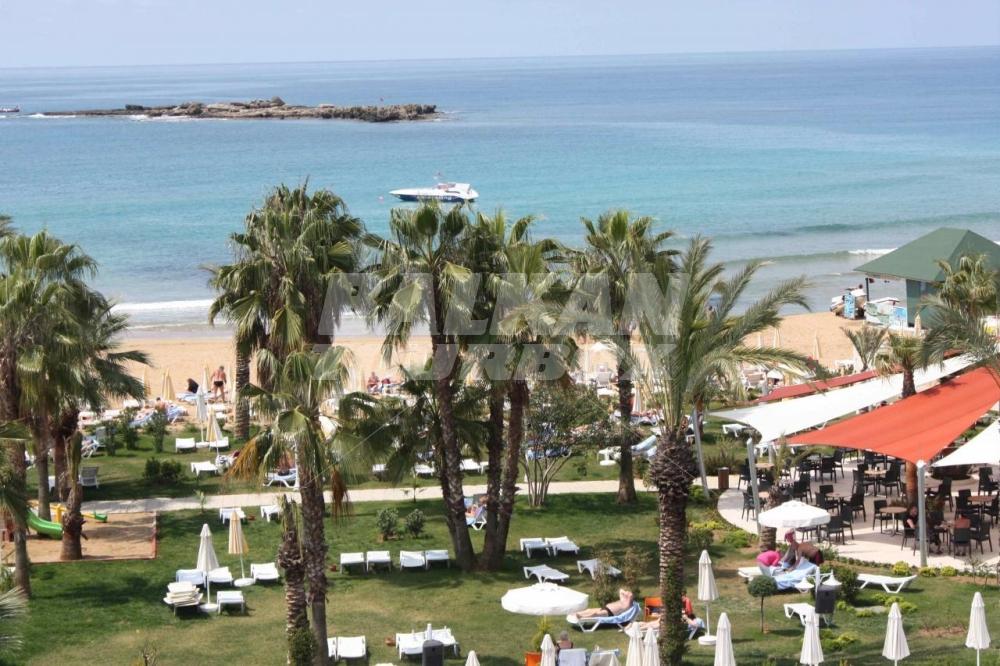 holiday in Annabella Diamond
