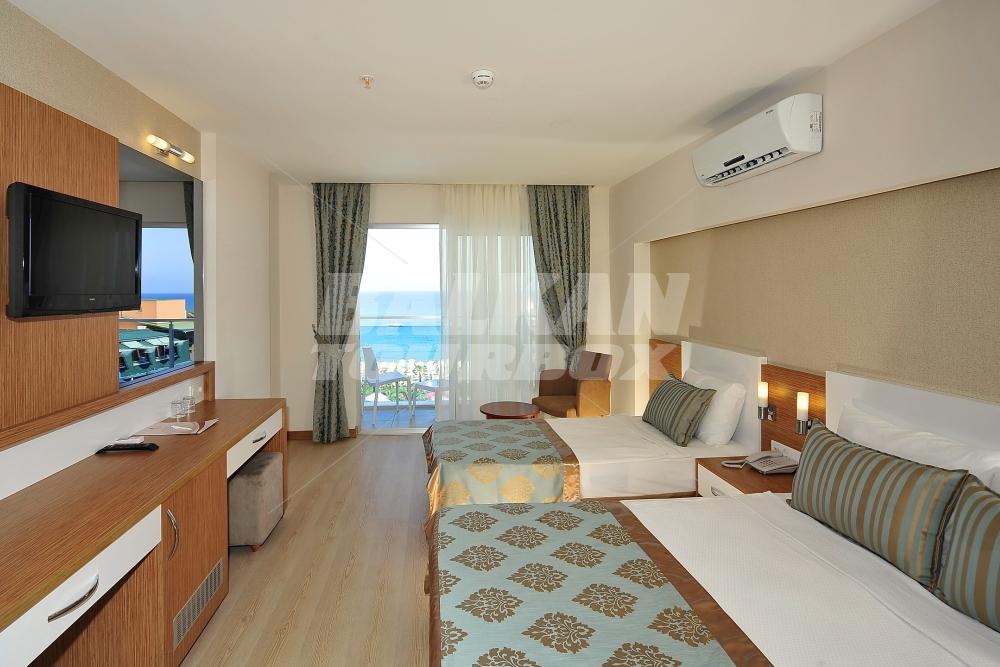 holiday in Annabella Diamond