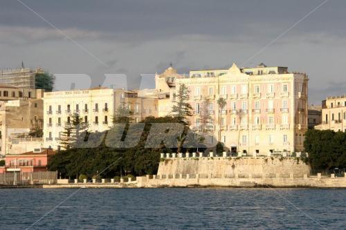 почивка в Des Etrangers Et Miramare