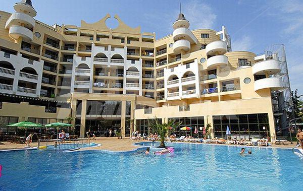 holiday in Imperial