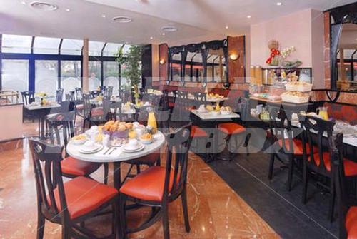 почивка в Opera Lafayette