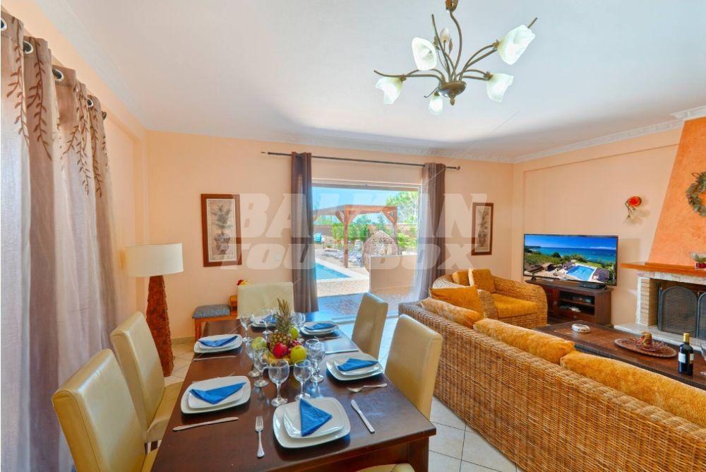почивка в Villa Sofia - Agios Mattheos