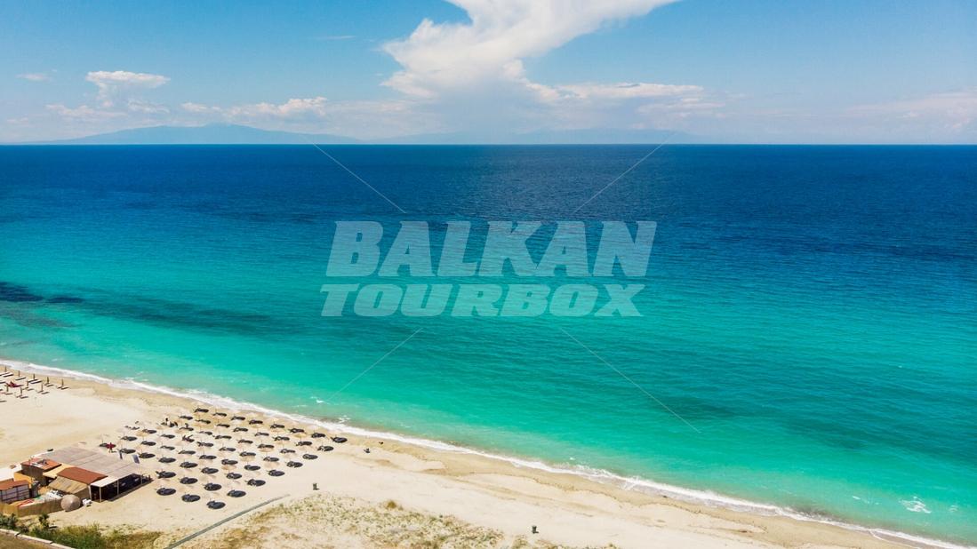 holiday in Soleado Beachfront Outpost, Fourka