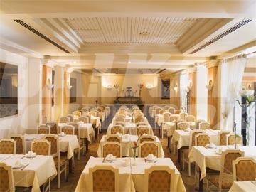 почивка в Bergere Opera