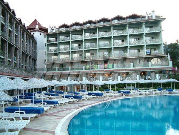почивка в Marti La Perla