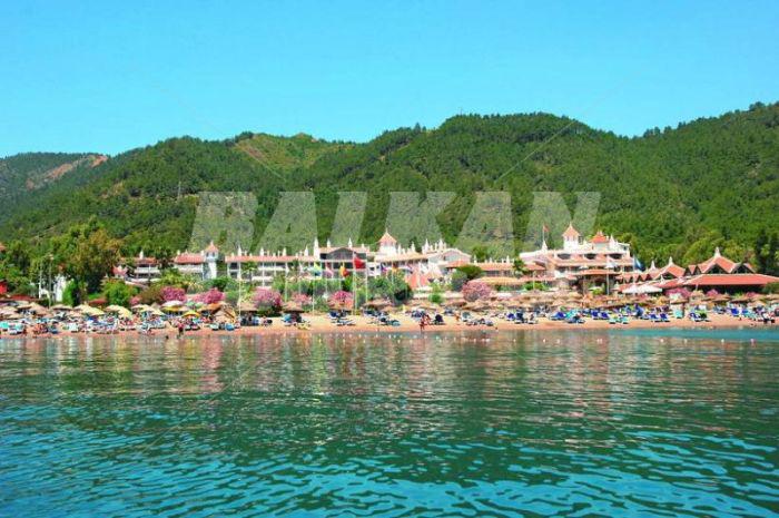 почивка в Marti La Perla