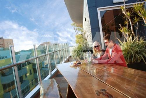 holiday in Majestic Roof Garden