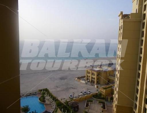 почивка в Amwaj Rotana Jumeirah Beach