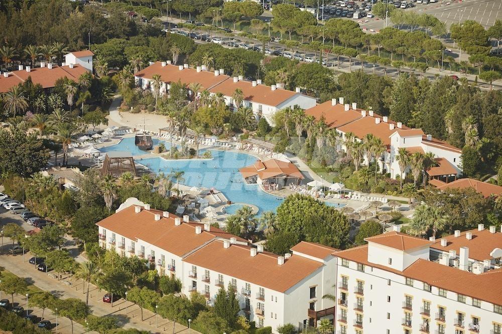 почивка в  El Paso at Portaventura World