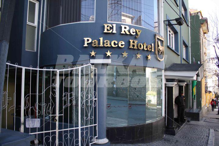 holiday in  El Rey Palace