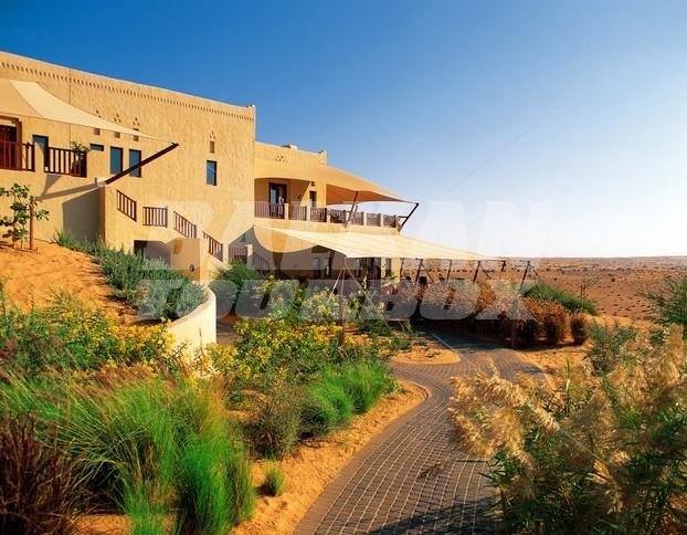 почивка в Al Maha Desert Resort