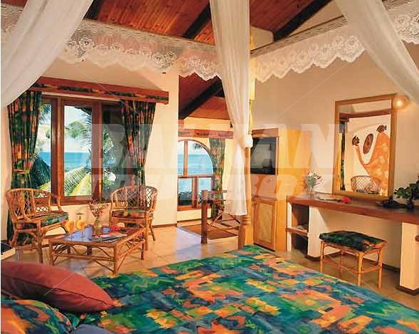holiday in Coco de Mer