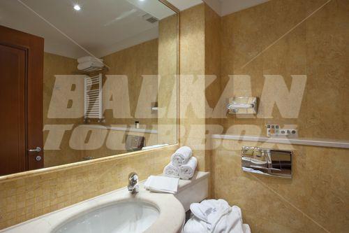 holiday in Holiday Inn Cagliari