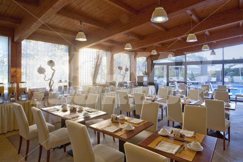 holiday in Holiday Inn Cagliari
