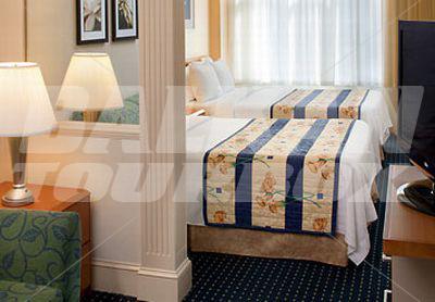 почивка в SpringHill Suites Orlando Lake Buena Vista in Marriott Village