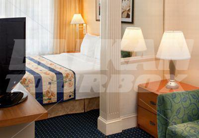 почивка в SpringHill Suites Orlando Lake Buena Vista in Marriott Village