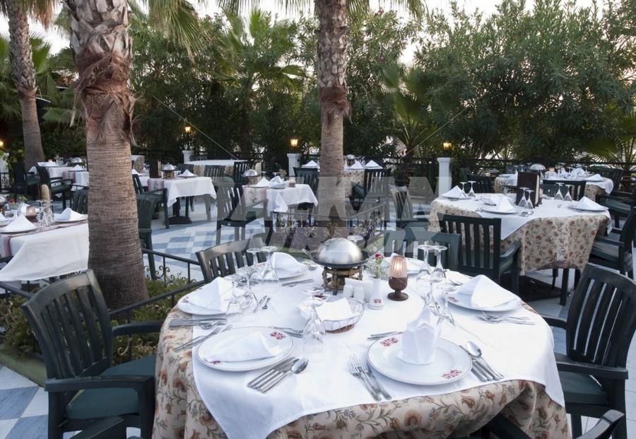 почивка в Delphin Botanik Hotel and Resort