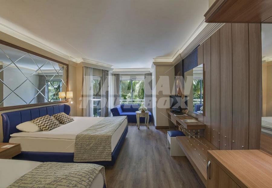 почивка в Delphin Botanik Hotel and Resort