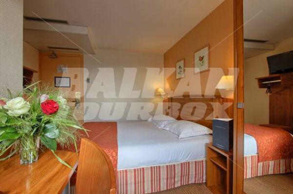 почивка в Timhotel Montmartre