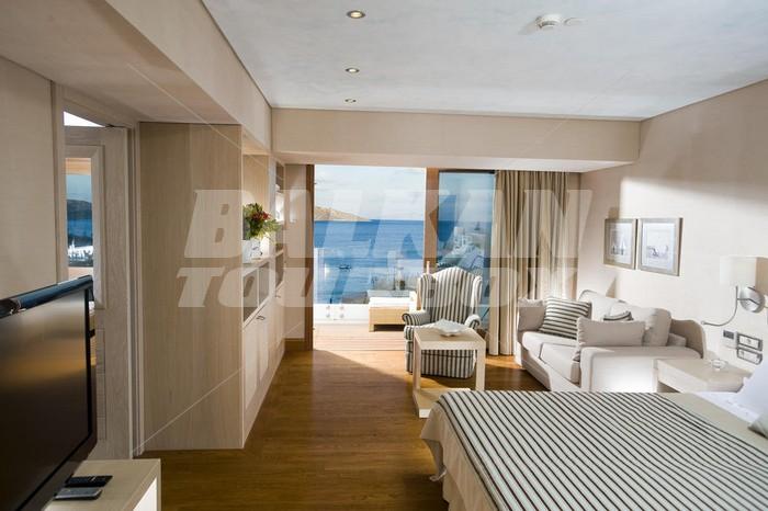 holiday in Elounda Bay Palace