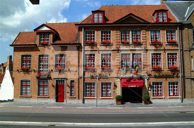 holiday in  Albert 1
