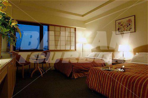 почивка в Holiday Inn Express Shin Kobe