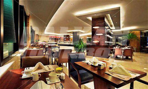 holiday in Crowne Plaza International Airport