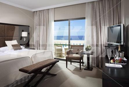holiday in Nixe Palace