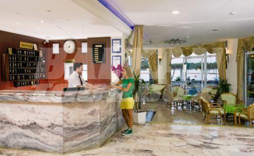 holiday in Orion Hotel