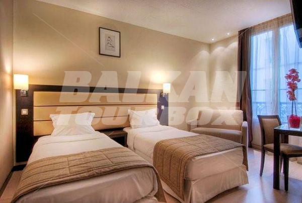 holiday in Faubourg 216 - 224