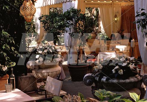 почивка в Metropole Junior Suite