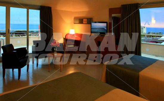 holiday in Aqua Onabrava