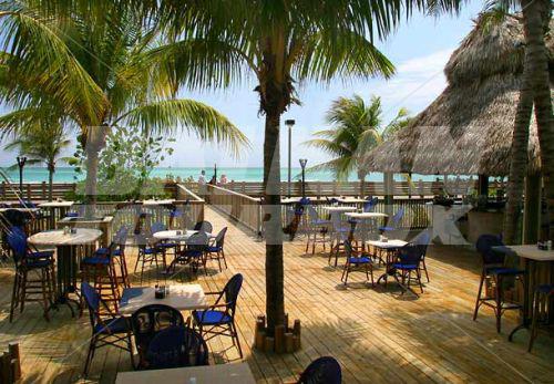 почивка в Courtyard by Marriott Miami Beach Oceanfront