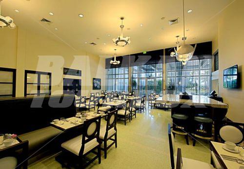 почивка в Courtyard by Marriott Miami Beach Oceanfront