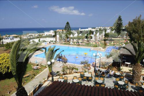 holiday in Chrissi Amoudia