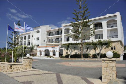 holiday in Chrissi Amoudia