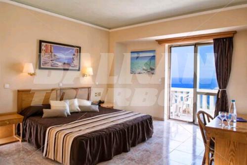 holiday in CHC Athina Palace Hotel and Bungalows
