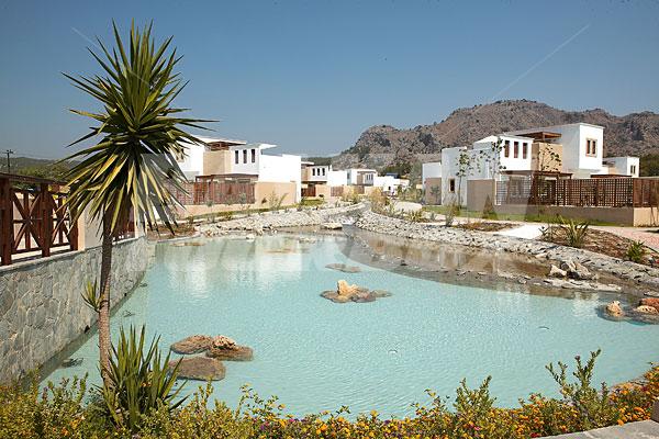 holiday in  Lindian Village