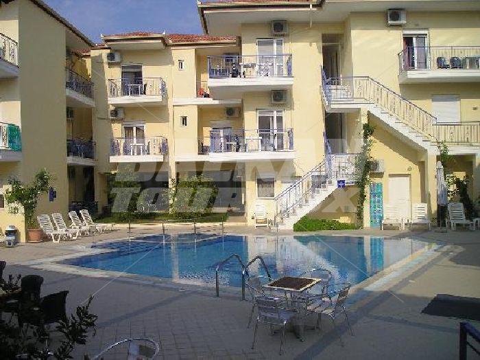 почивка в Stratos Hotel
