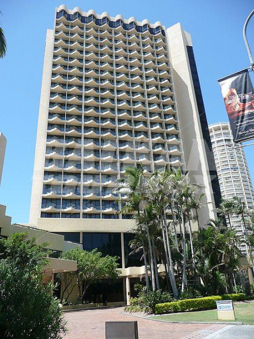 holiday in Gold Coast International