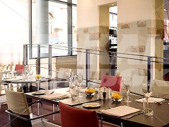 почивка в Novotel Edinburgh Centre