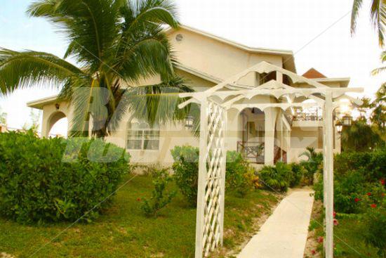 почивка в  Unique Village Resort