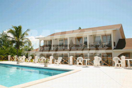 почивка в Unique Village Resort