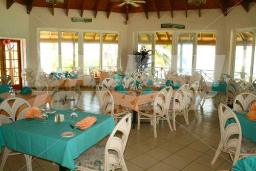 почивка в Unique Village Resort