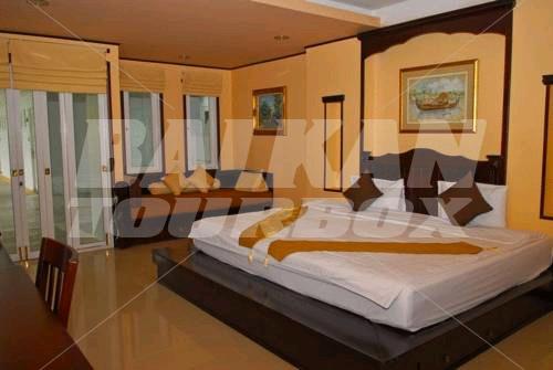 holiday in Koh Tao Montra Resort and Spa
