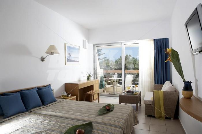 holiday in Cretan Malia Park