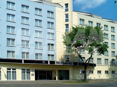 почивка в NH Hamburg City