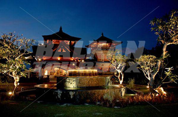 holiday in Kamandalu Resort and Spa