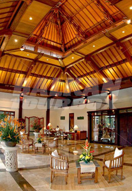 holiday in Kamandalu Resort and Spa